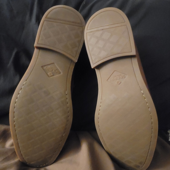 Shoes - Picture 6 of 6